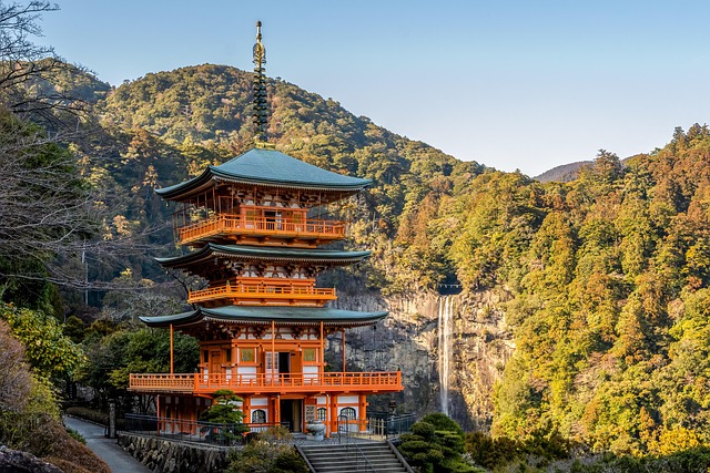 Wakayama 3 or 4 Day Trip (Koyasan and Nachi Falls)